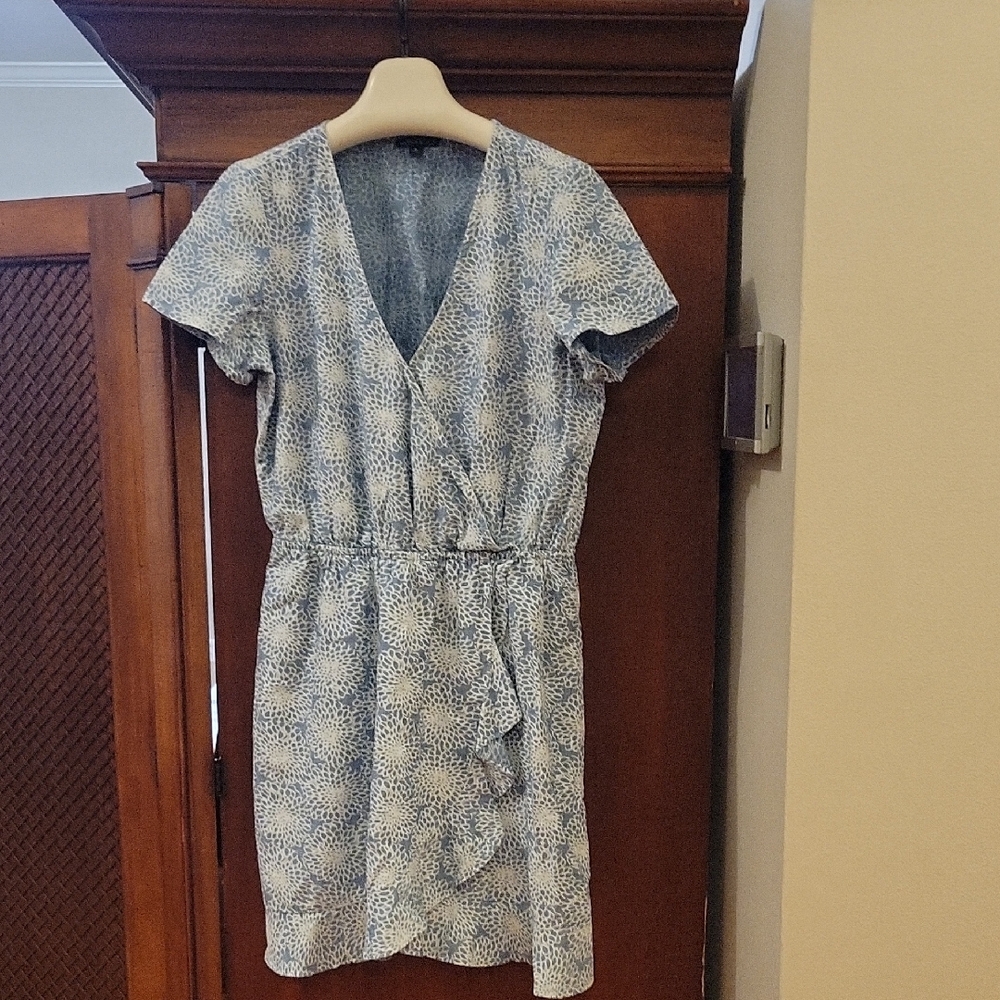 J Crew Mercantile | 100% Cotton Blue Floral Ruffle Faux Wrap V Neck Dress - M